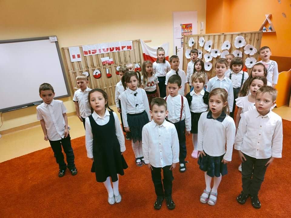 Udział w akcji SZKOŁA DO HYMNU